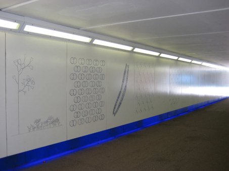 Exempel på emaljkassetter med motiv i 4-färg till gångtunnel. Maxmått 1400x2700mm.