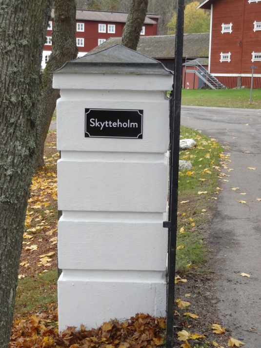 Skytteholm Ekerö har uppdaterat sina skyltar.
